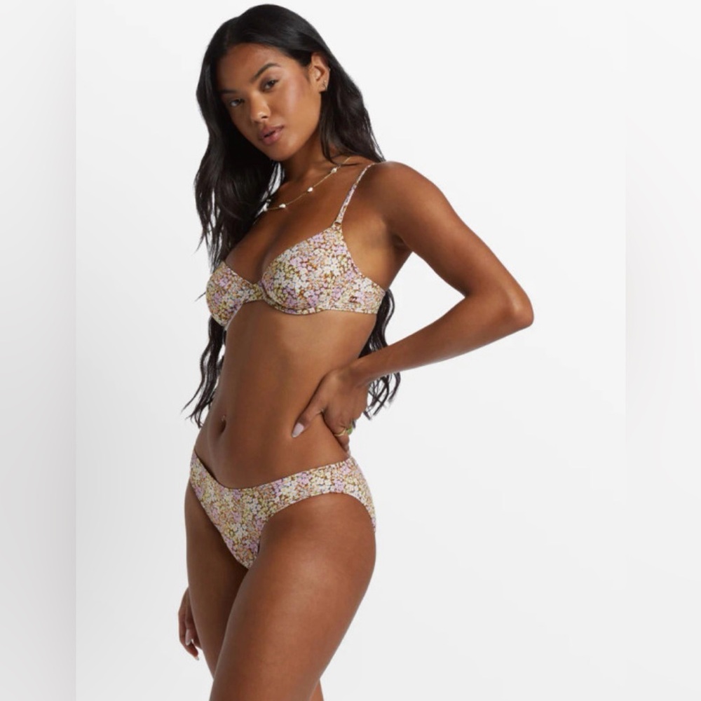BILLABONG WOMENS READY FOR SUN LOWRIDER BIKINI BOTTOM Size Small - Picture 2 of 5